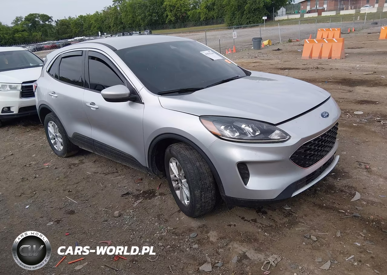 2020 Ford Escape Se