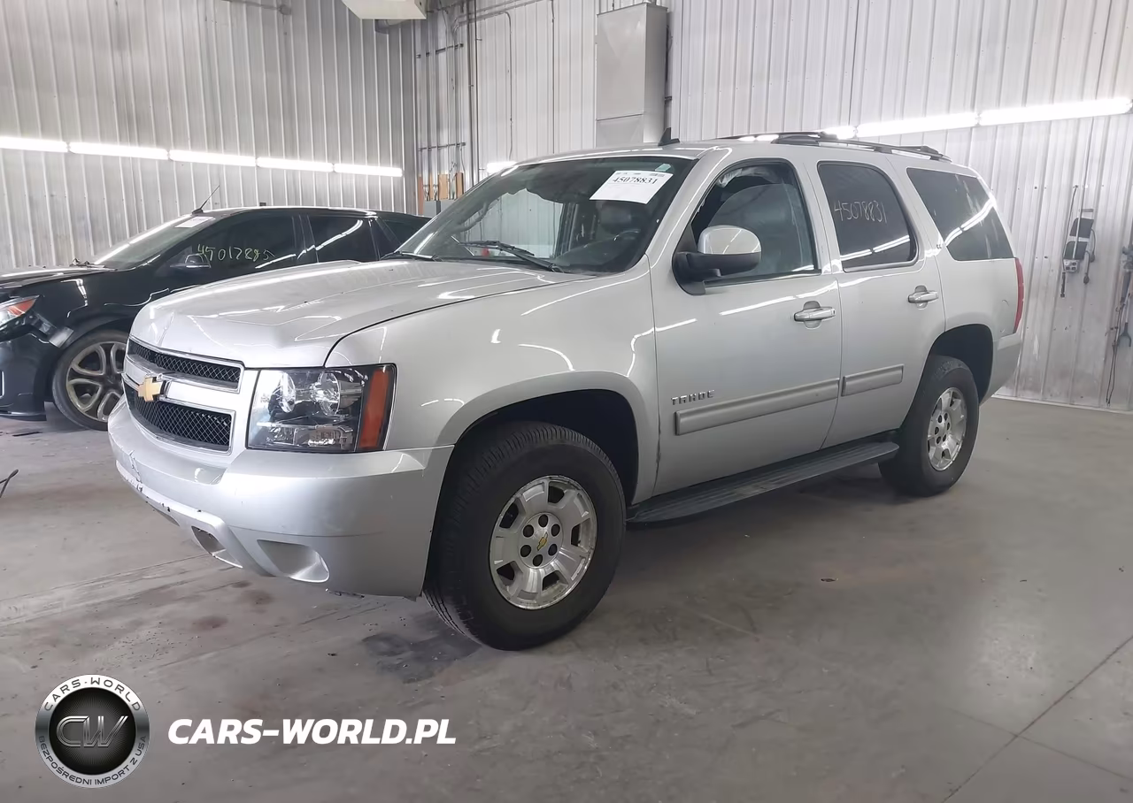2013 Chevrolet Tahoe Lt VIN:1GNSKBE09DR263667 - 2