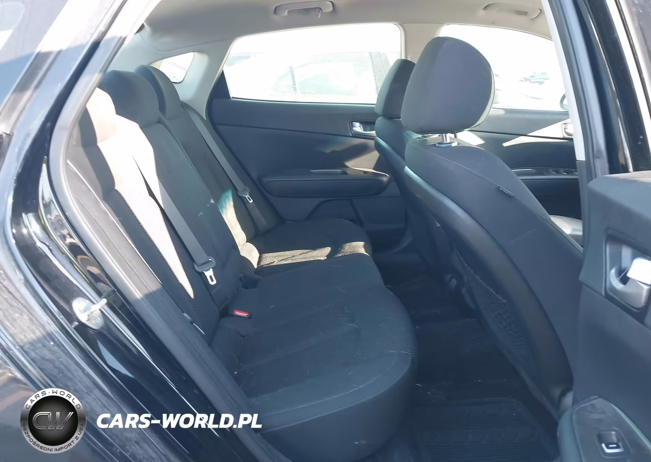 2019 Kia Optima Lx VIN:5XXGT4L35KG276307 - 8