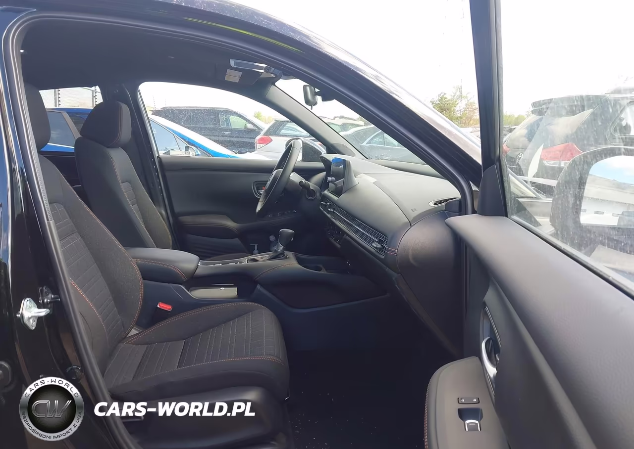 2026 Honda Hr-V Awd Sport VIN:3CZRZ2H50TM756187 - 5