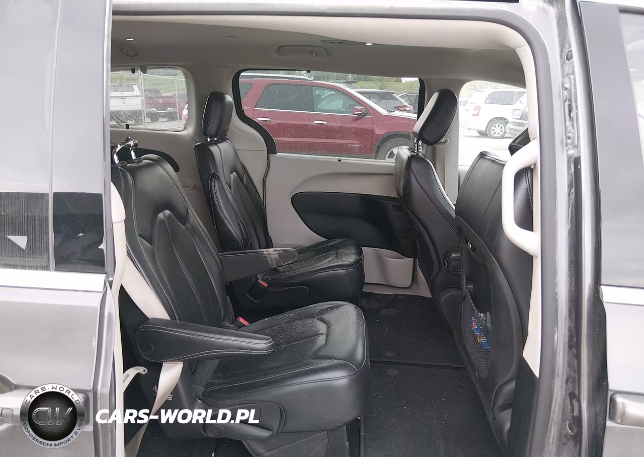 2022 Chrysler Pacifica Touring L VIN:2C4RC1BG9NR122349 - 8
