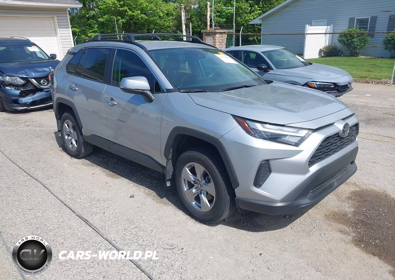 2025 Toyota Rav4 Xle – zdjęcie 1 z 16