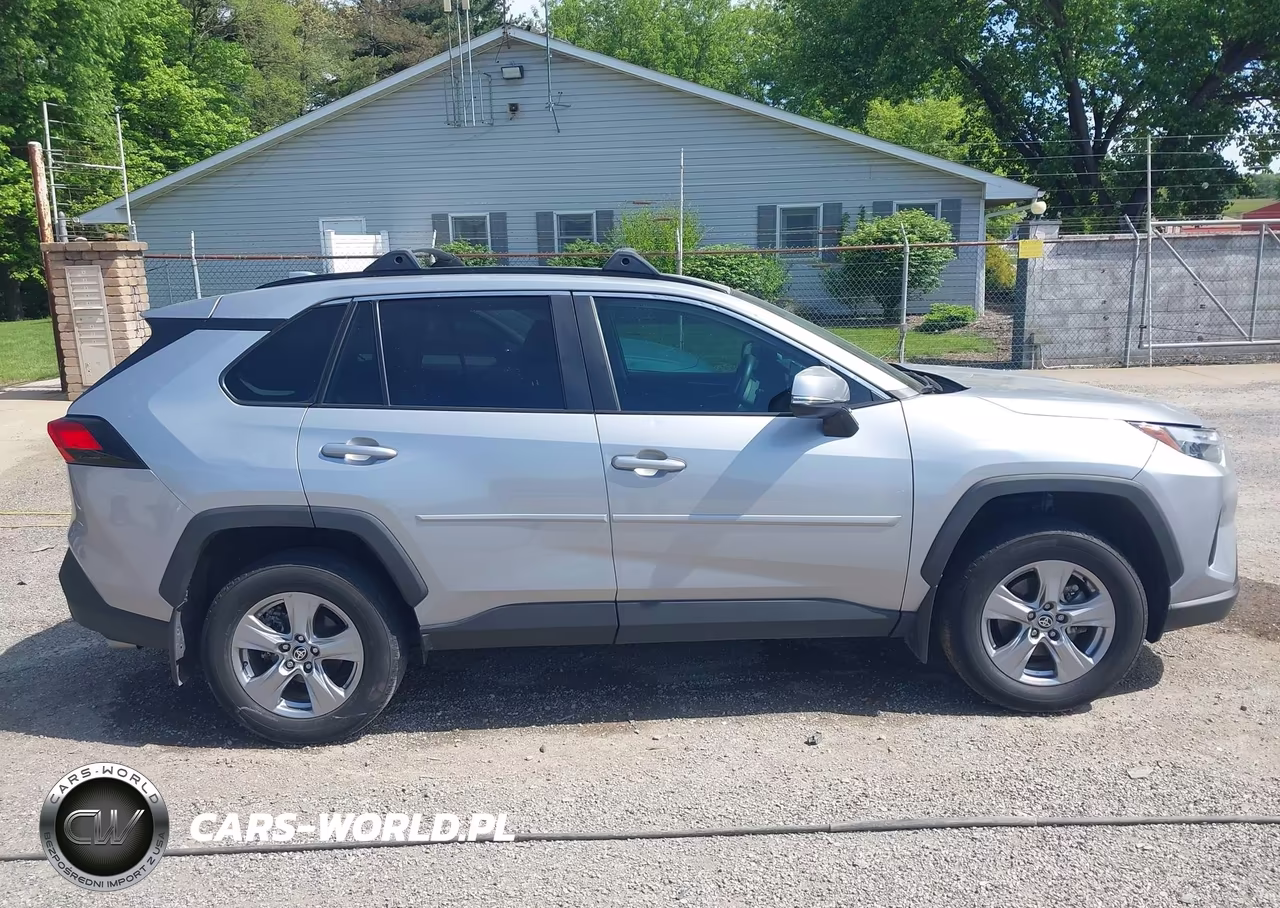 2025 Toyota Rav4 Xle VIN:2T3P1RFV8SW566991 - 13