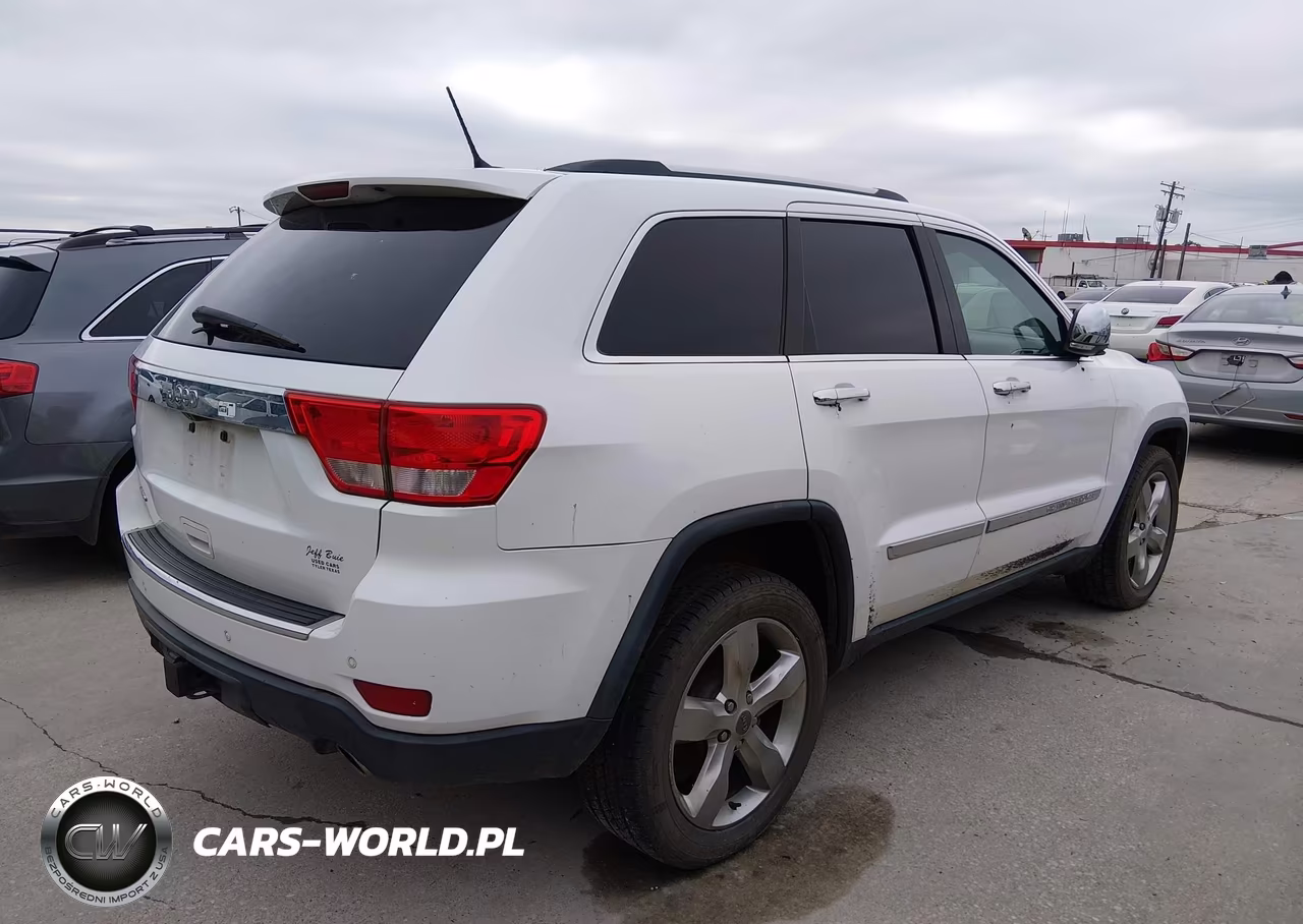 2013 Jeep Grand Cherokee Limited VIN:1C4RJEBT4DC600825 - 4