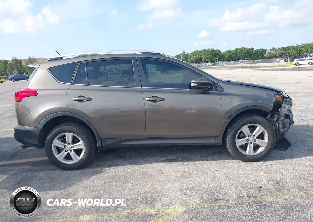 2014 Toyota Rav4 Xle VIN:2T3WFREVXEW087877 - 13