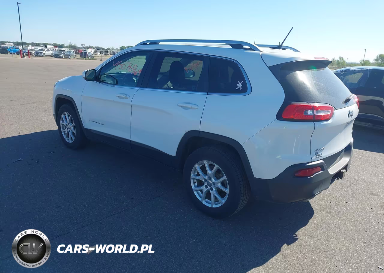 2014 Jeep Cherokee Latitude VIN:1C4PJMCS8EW177481 - 3