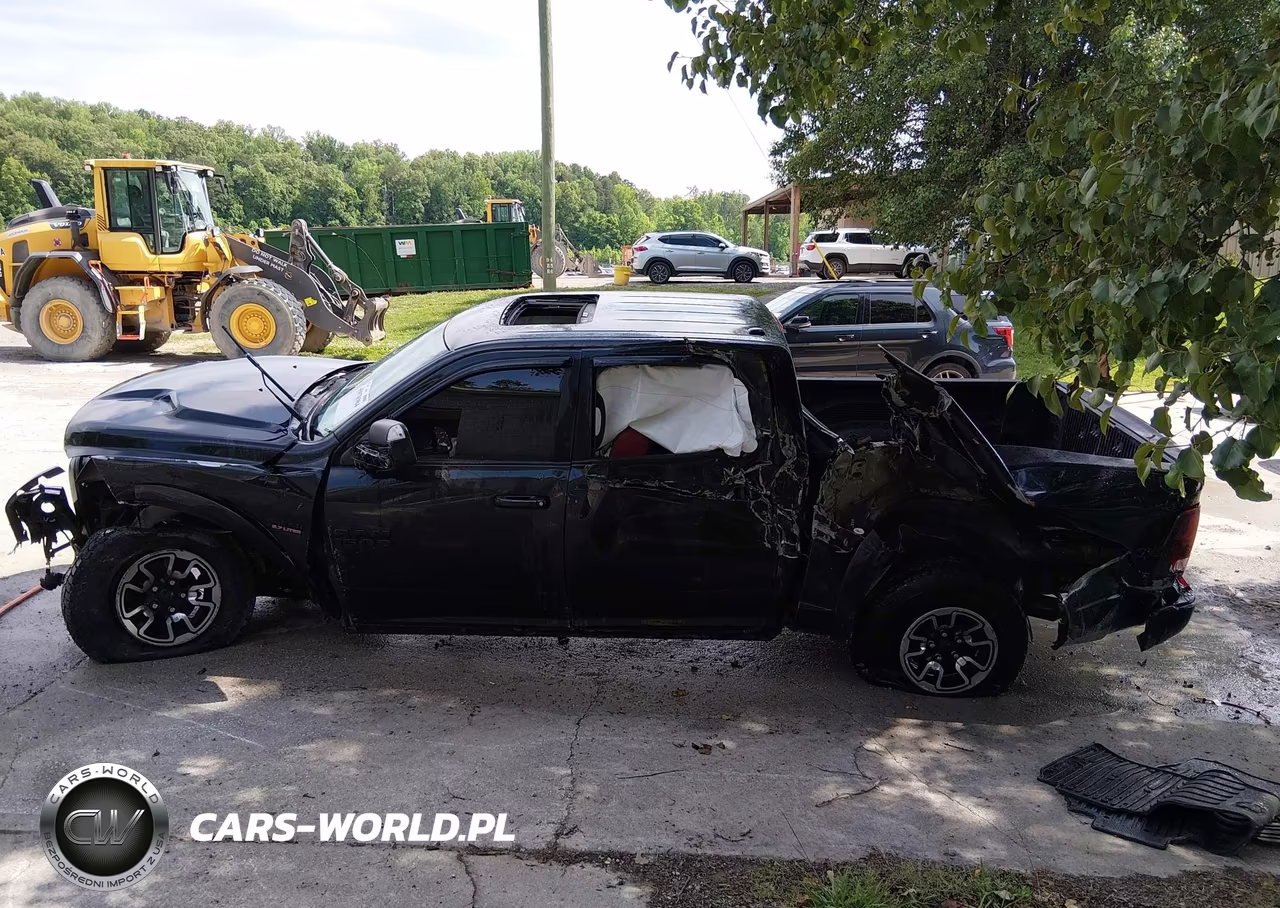 2017 Ram 1500 Rebel VIN:1C6RR7YT5HS793033 - 14