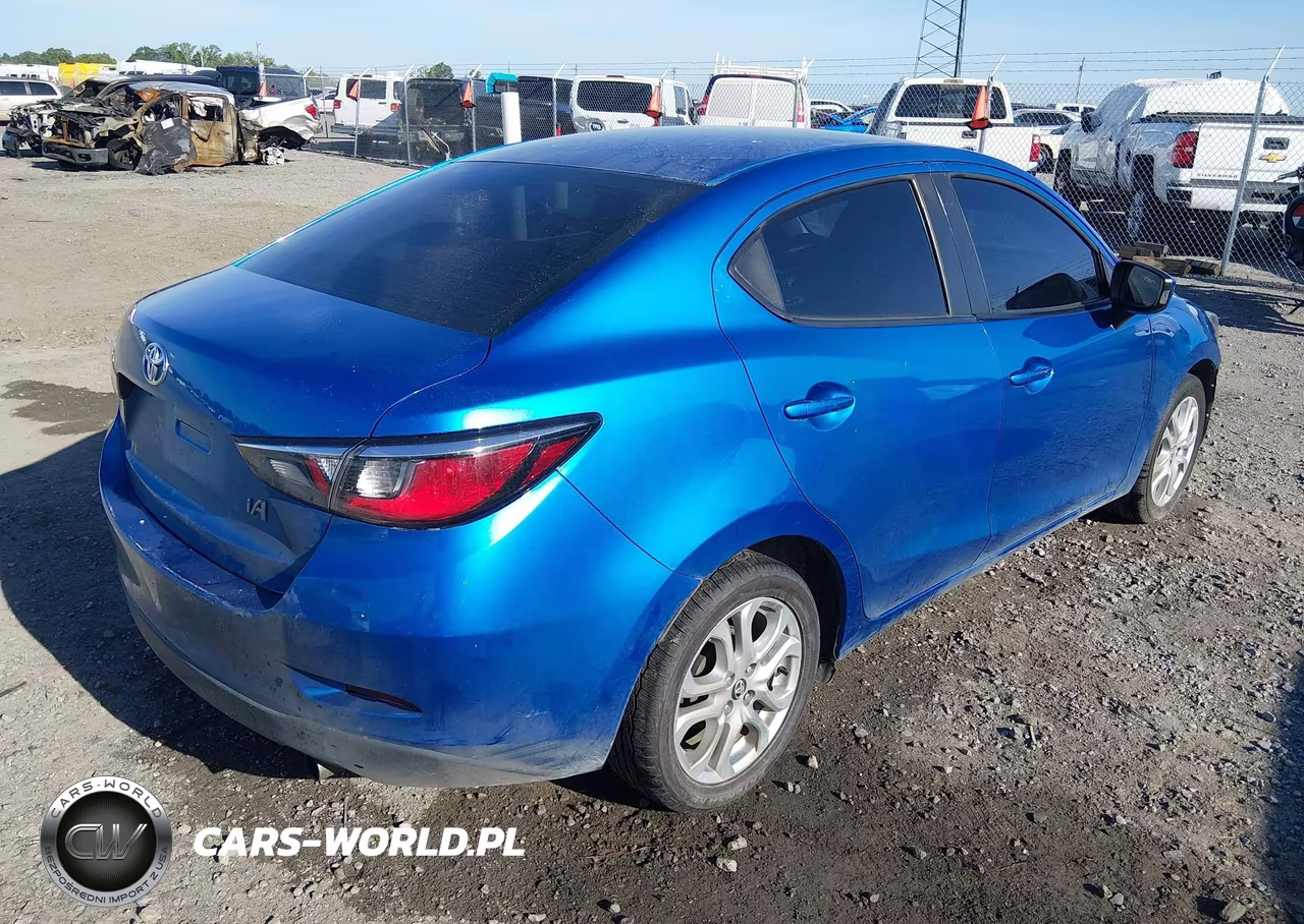 2018 Toyota Yaris Ia VIN:3MYDLBYV0JY325910 - 4