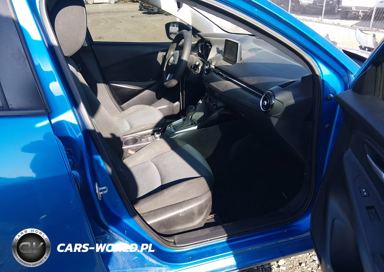 2018 Toyota Yaris Ia VIN:3MYDLBYV0JY325910 - 5