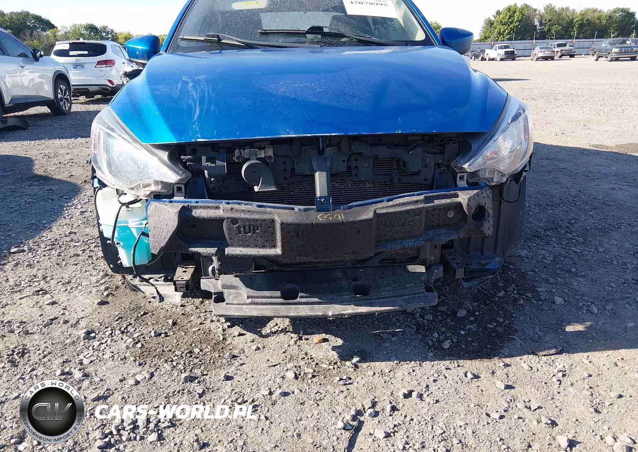 2018 Toyota Yaris Ia VIN:3MYDLBYV0JY325910 - 6