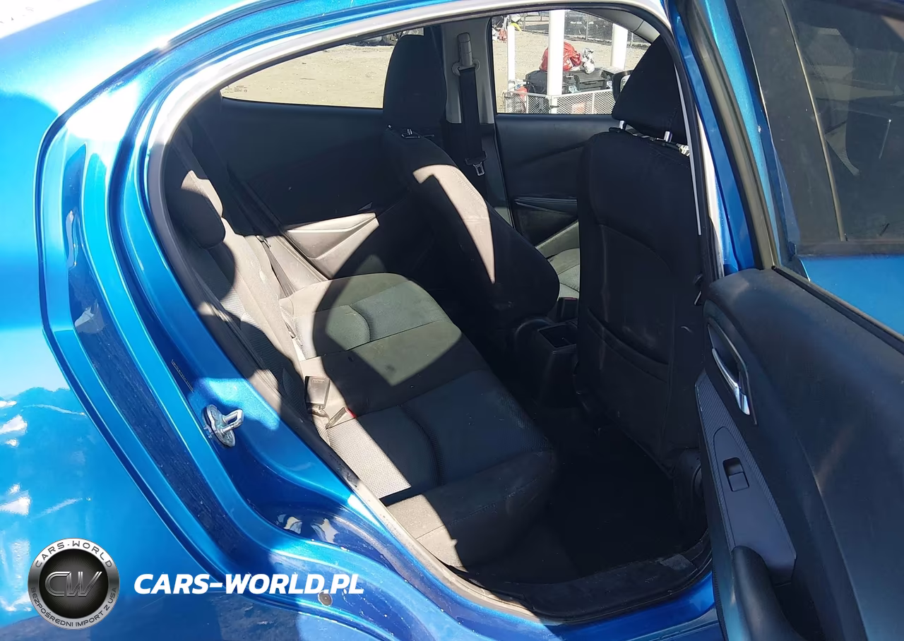 2018 Toyota Yaris Ia VIN:3MYDLBYV0JY325910 - 8