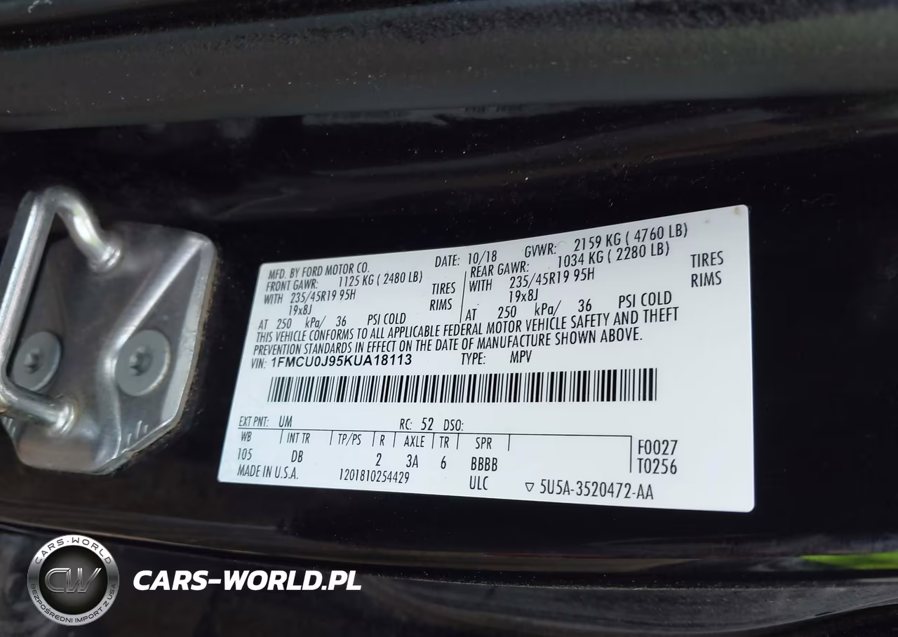 2019 Ford Escape Titanium VIN:1FMCU0J95KUA18113 - 9