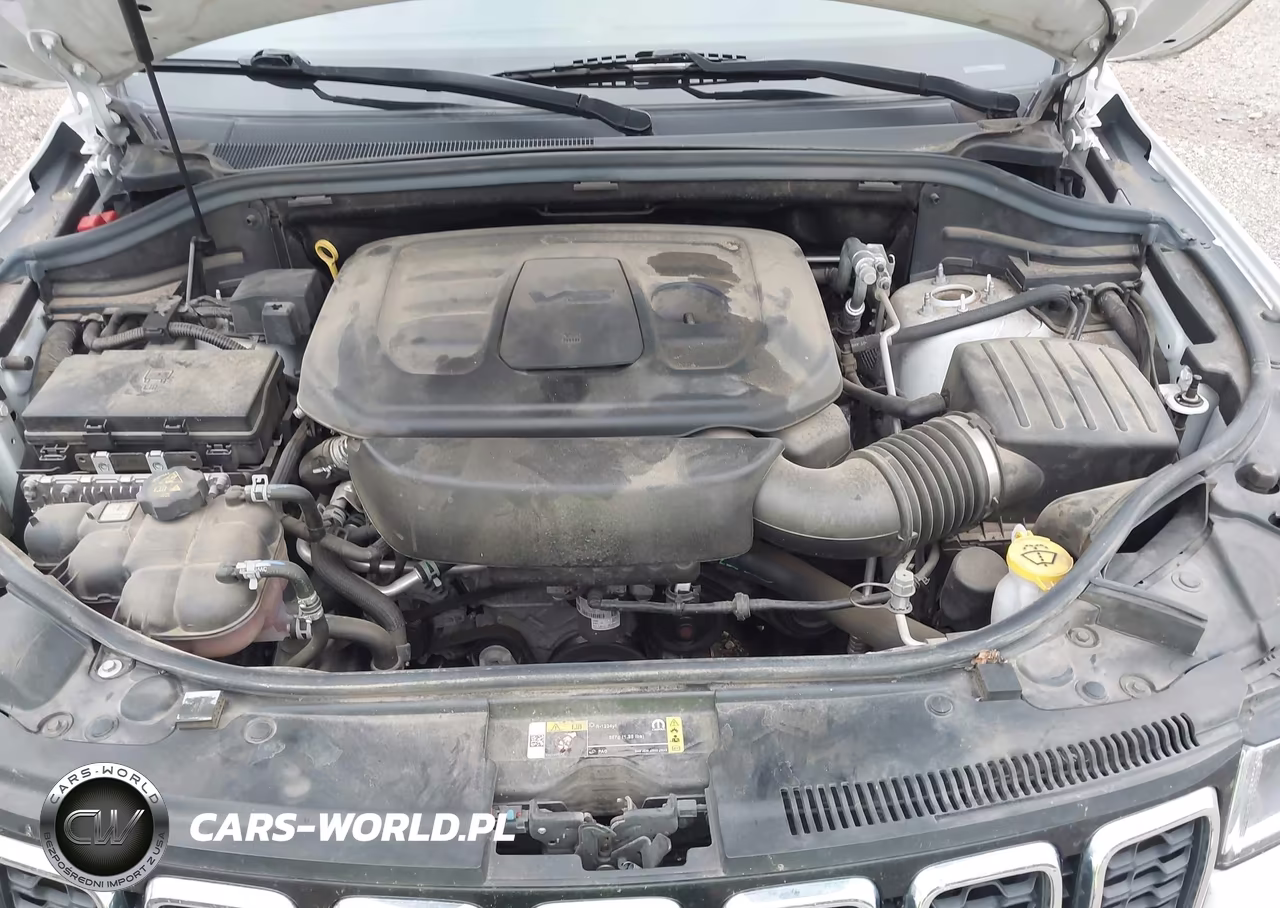 2021 Jeep Grand Cherokee Laredo E 4X2 VIN:1C4RJEAG4MC797824 - 10