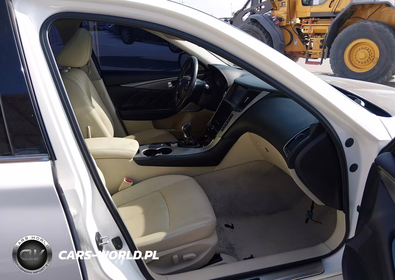 2017 Infiniti Q50 2.0T Premium VIN:JN1CV7APXHM640078 - 5