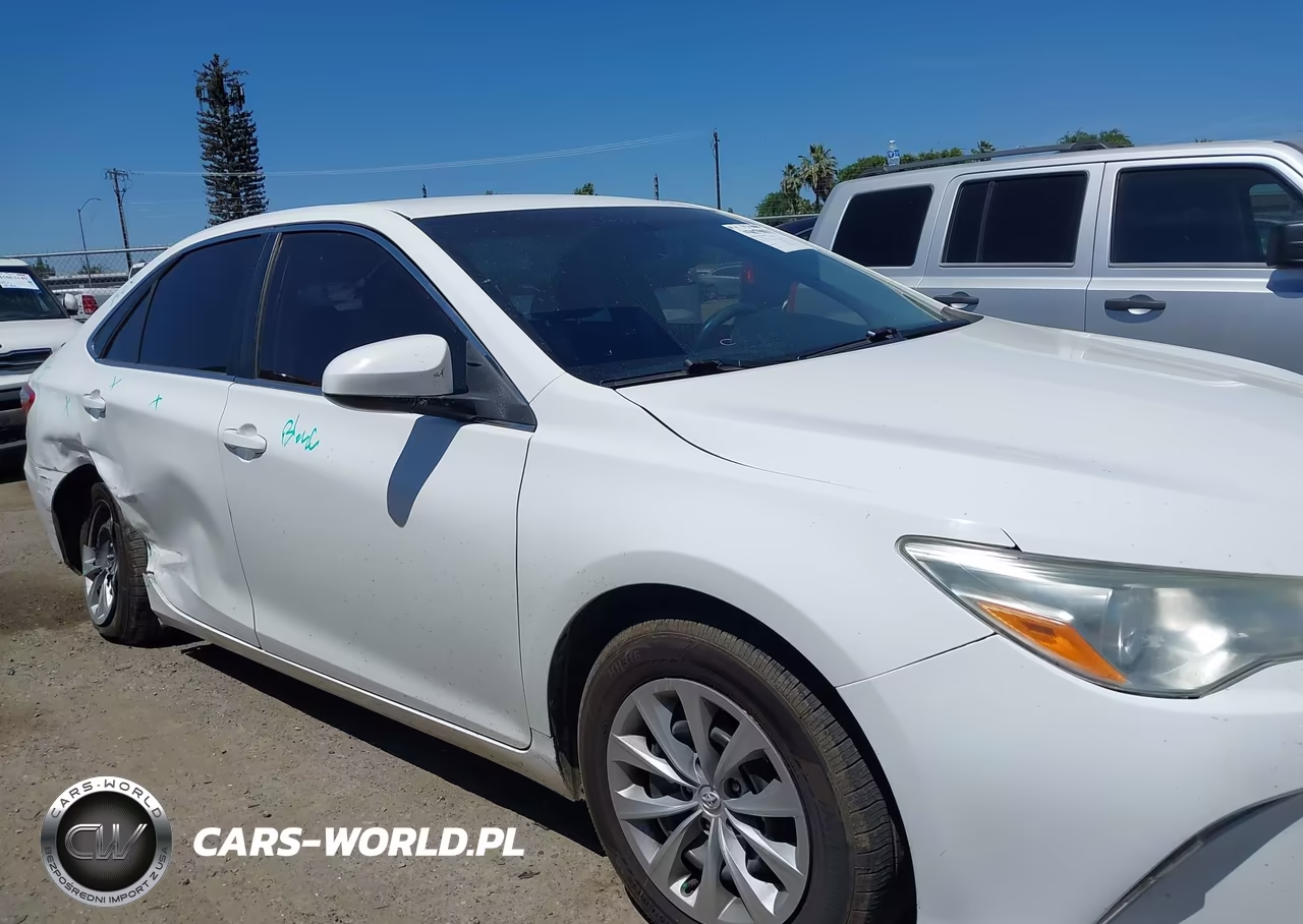 2017 Toyota Camry Le VIN:4T1BF1FK9HU349471 - 13