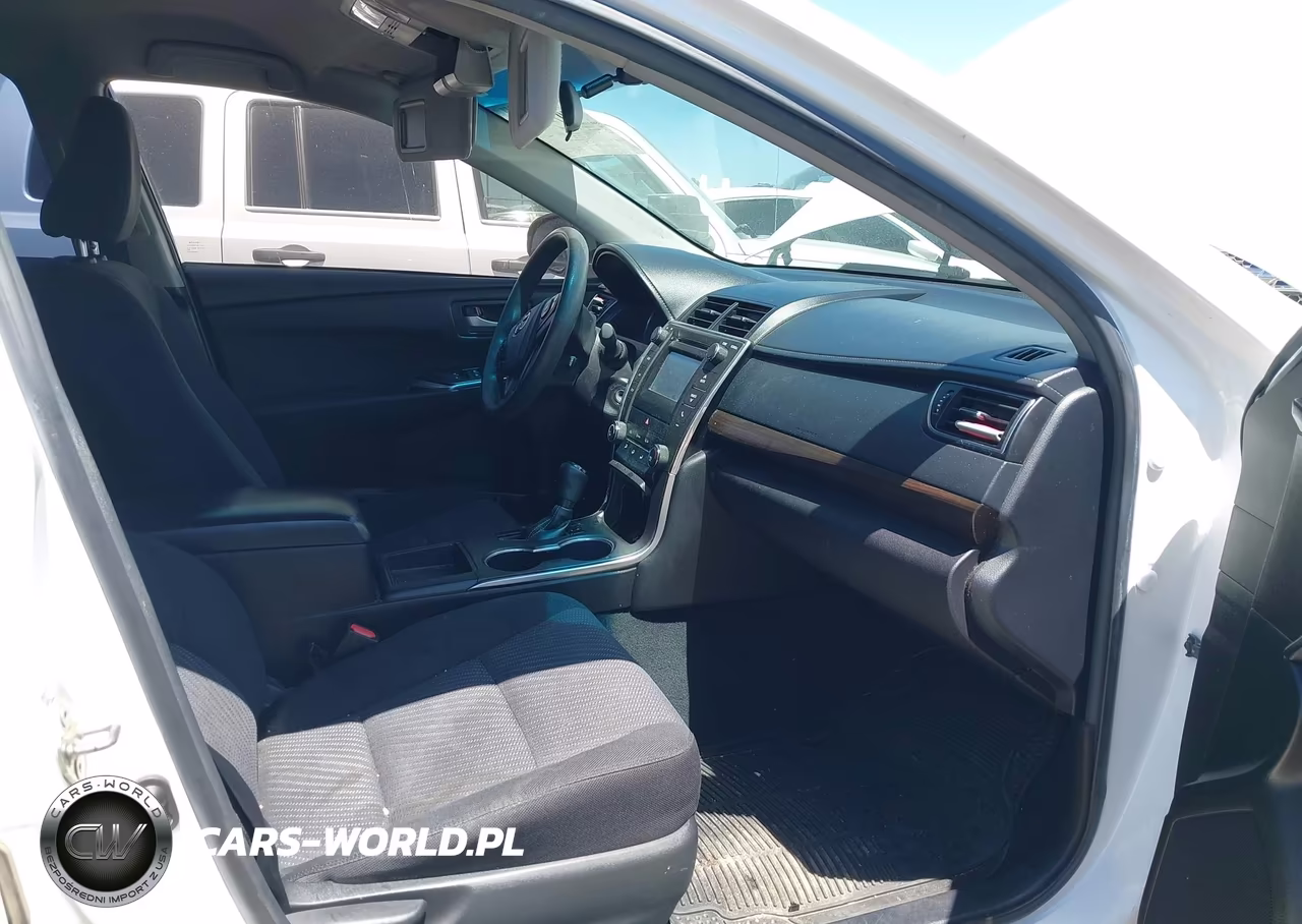 2017 Toyota Camry Le VIN:4T1BF1FK9HU349471 - 5