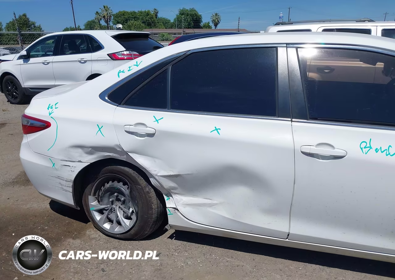 2017 Toyota Camry Le VIN:4T1BF1FK9HU349471 - 6