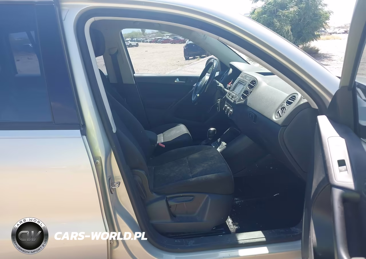 2013 Volkswagen Tiguan S VIN:WVGAV3AX0DW610028 - 5