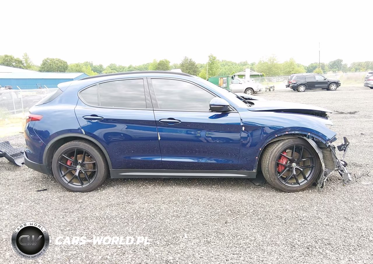 2018 Alfa Romeo Stelvio Ti Sport Awd VIN:ZASFAKNN2J7B90083 - 13