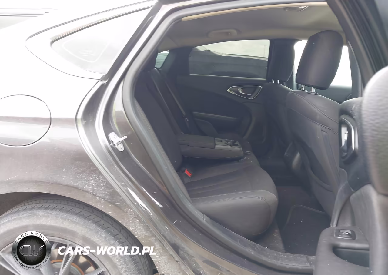 2016 Chrysler 200 Limited VIN:1C3CCCAB0GN162234 - 8