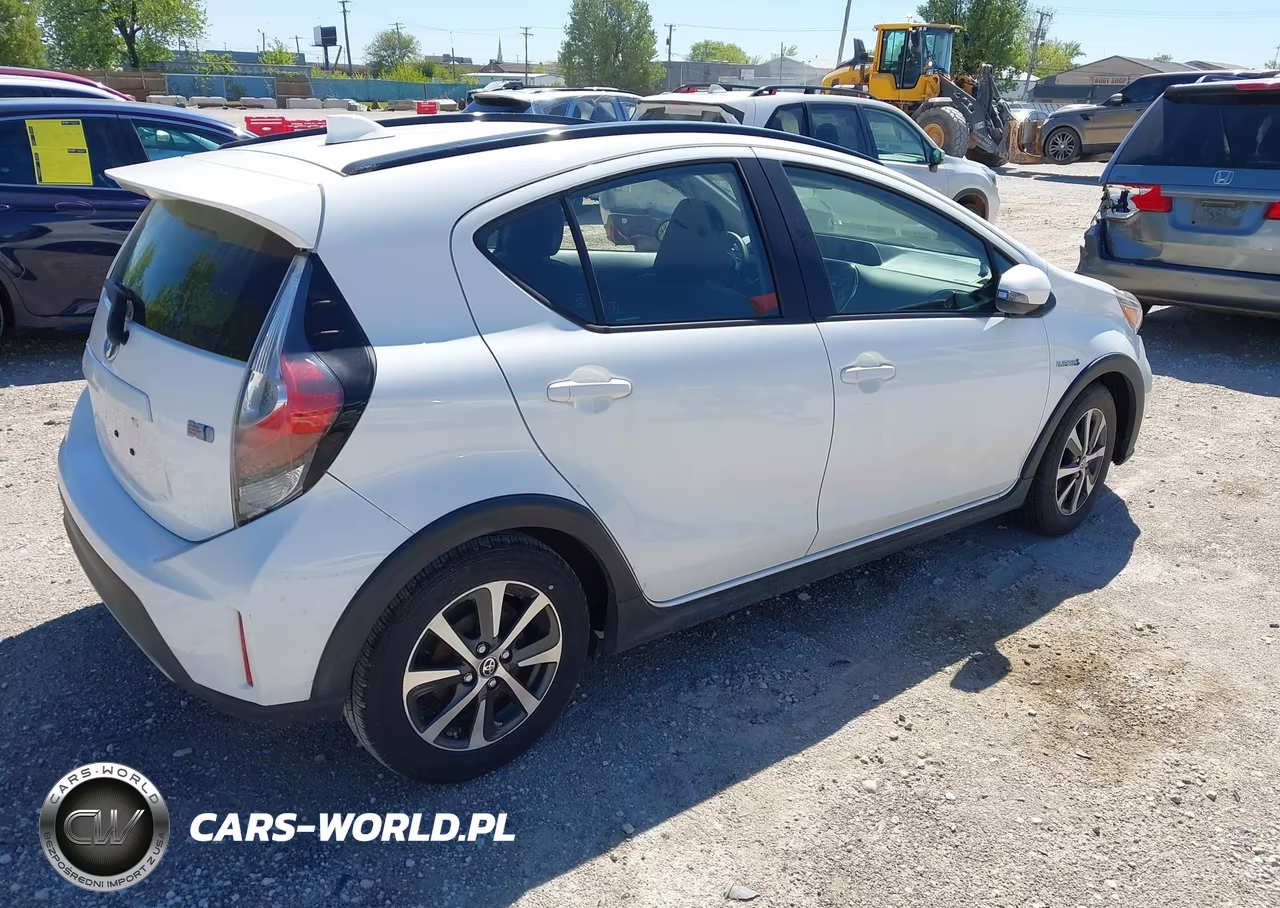2018 TOYOTA PRIUS C VIN:JTDKDTB31J1615383 - 4