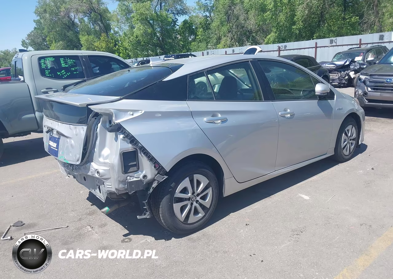 2018 Toyota Prius Two VIN:JTDKBRFU0J3600504 - 4