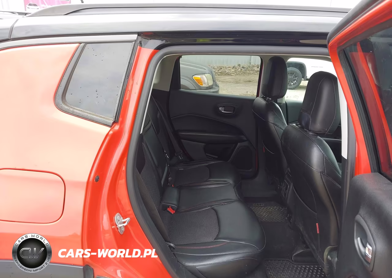 2018 Jeep Compass Trailhawk 4X4 VIN:3C4NJDDB7JT410515 - 8