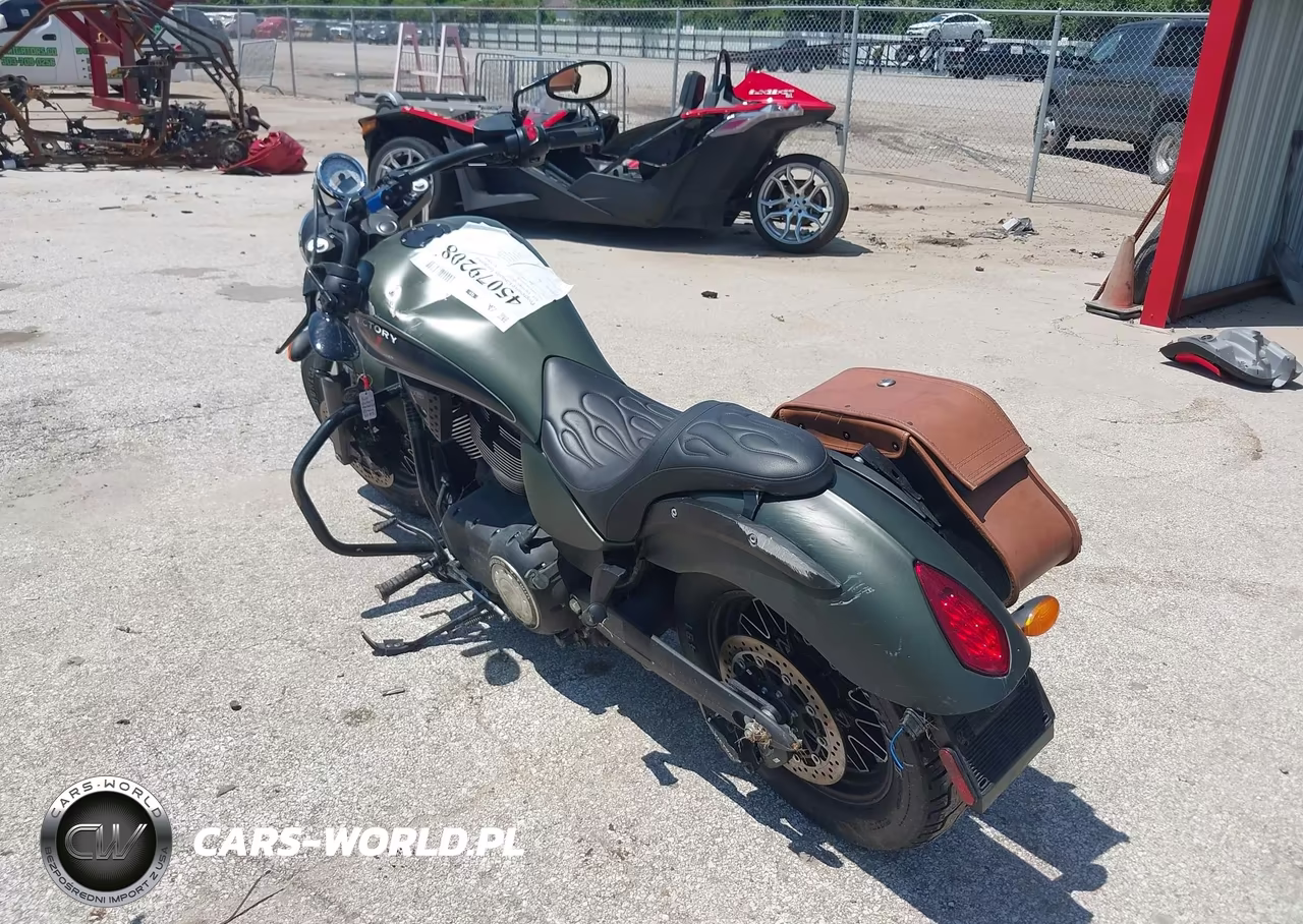 2016 Victory Motorcycles Gunner VIN:5VPLB36NXG3052483 - 3