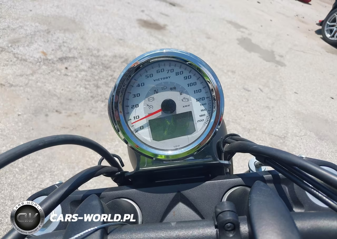 2016 Victory Motorcycles Gunner VIN:5VPLB36NXG3052483 - 7