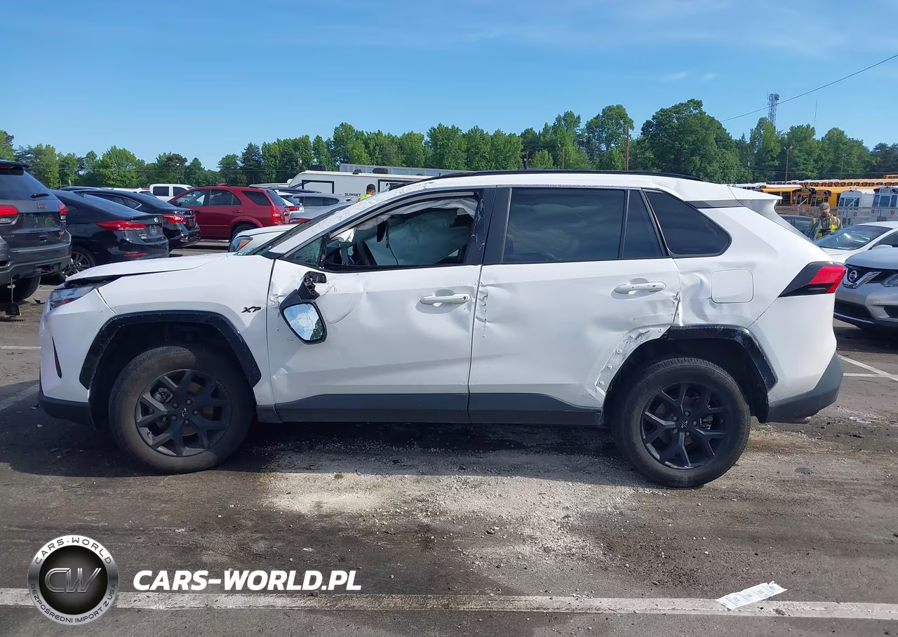 2023 Toyota Rav4 Xle VIN:2T3W1RFV2PC243377 - 14