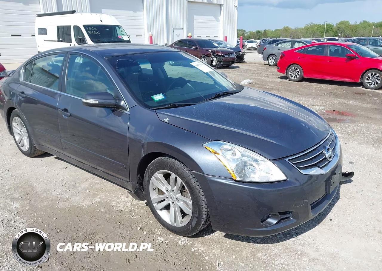 2012 Nissan Altima 3.5 Sr – zdjęcie 1 z 16