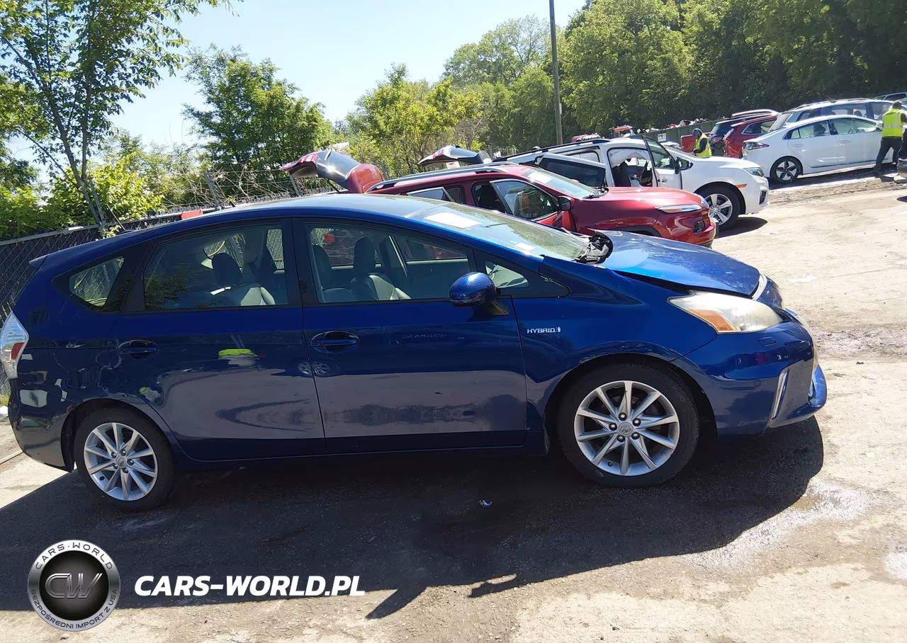 2013 Toyota Prius V Five VIN:JTDZN3EU1D3211184 - 13