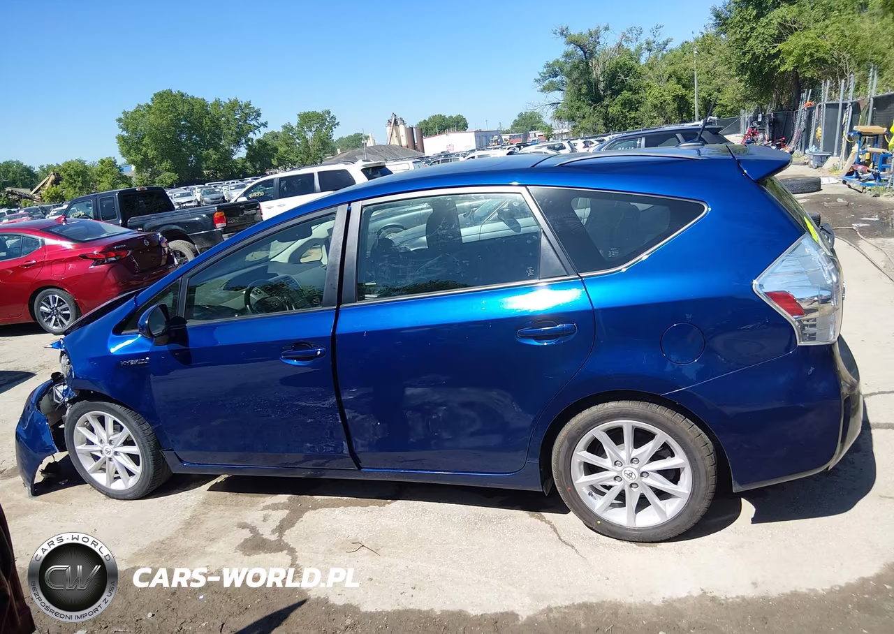 2013 Toyota Prius V Five VIN:JTDZN3EU1D3211184 - 14