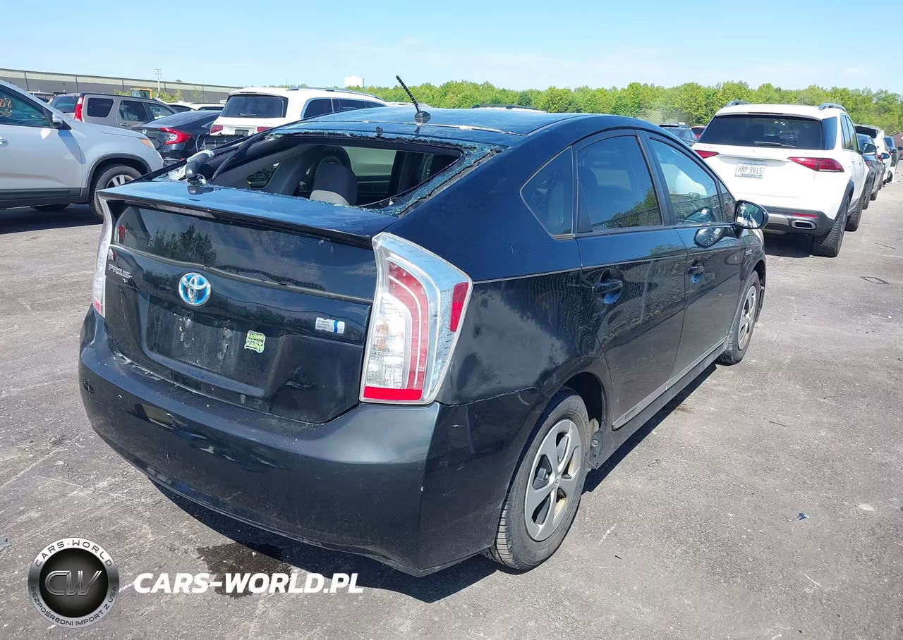 2012 Toyota Prius VIN:JTDKN3DU4C1521083 - 4