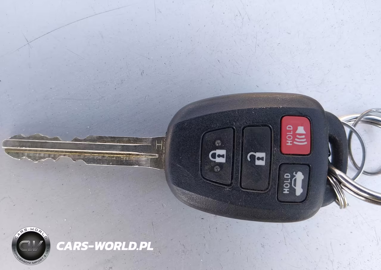 2016 Toyota Camry Le VIN:4T1BF1FK3GU185732 - 11