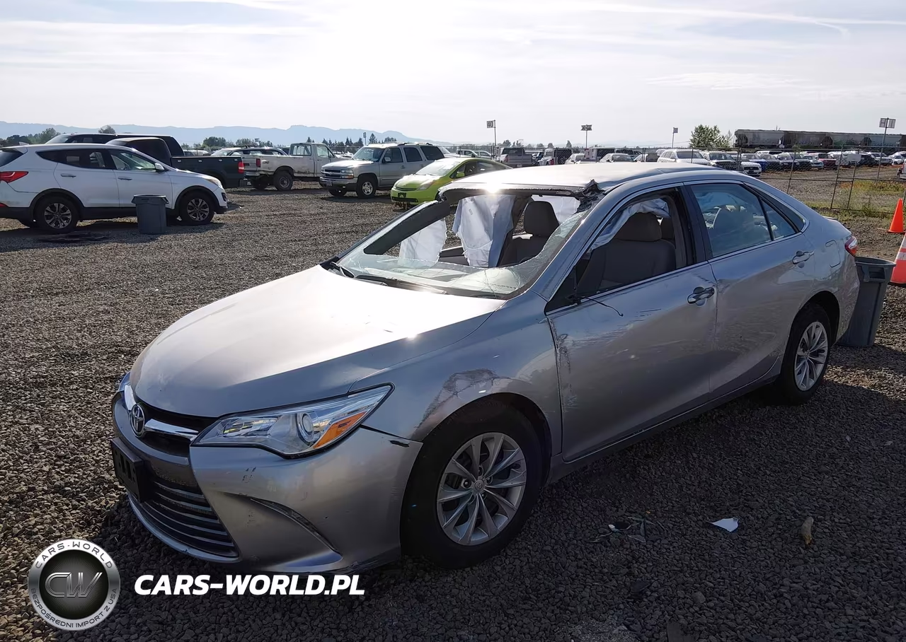 2016 Toyota Camry Le VIN:4T1BF1FK3GU185732 - 2