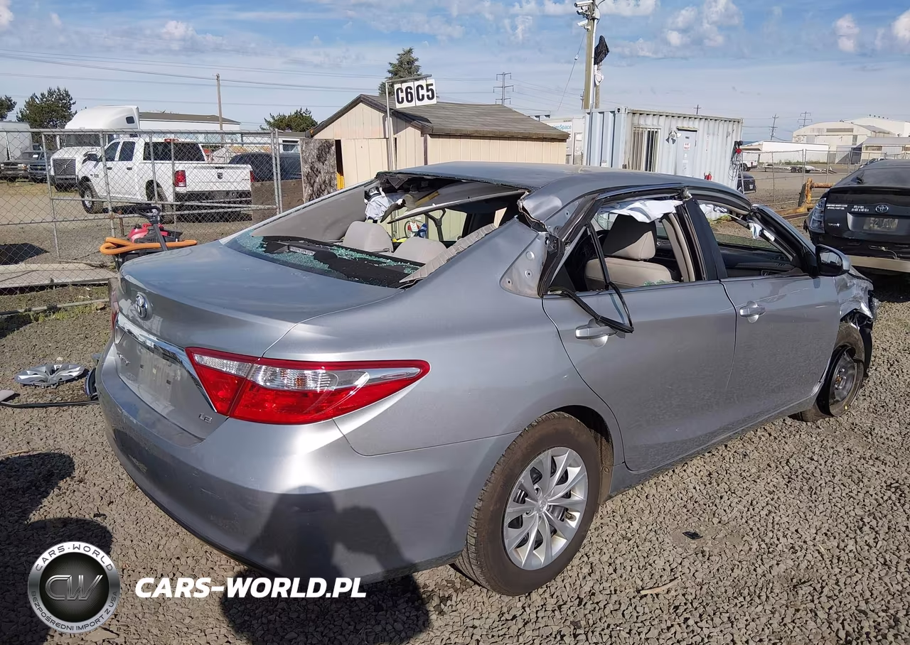 2016 Toyota Camry Le VIN:4T1BF1FK3GU185732 - 4