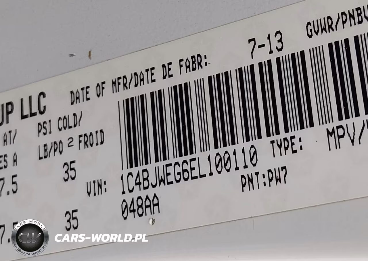 2014 Jeep Wrangler Unlimited Sahara VIN:1C4BJWEG6EL100110 - 9