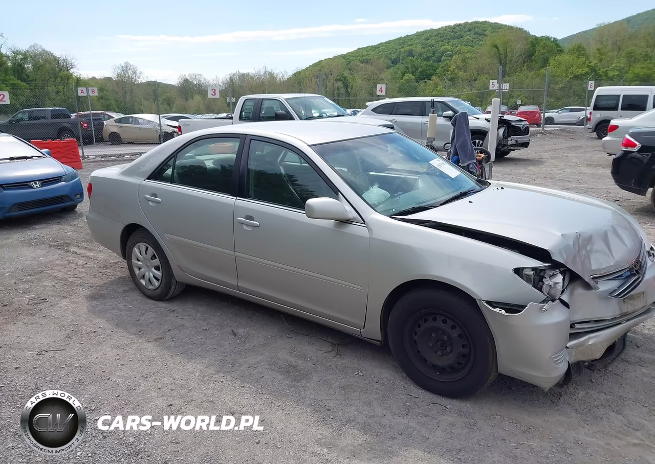 2005 Toyota Camry Le – zdjęcie 1 z 16