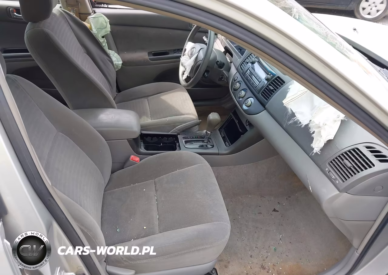 2005 Toyota Camry Le VIN:4T1BE30K35U414334 - 5