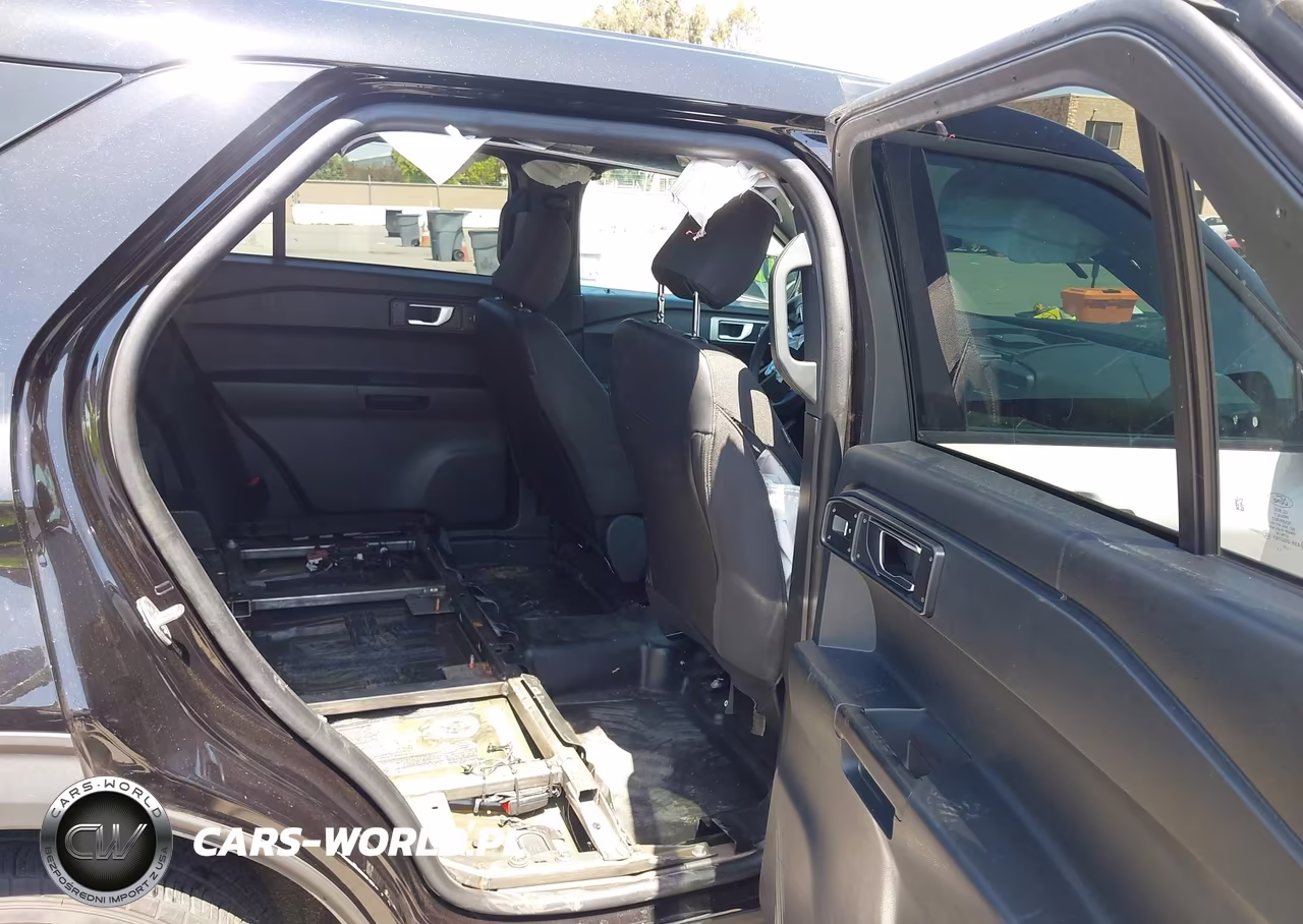 2023 Ford Police Interceptor Utility VIN:1FM5K8AB2PGB37954 - 8
