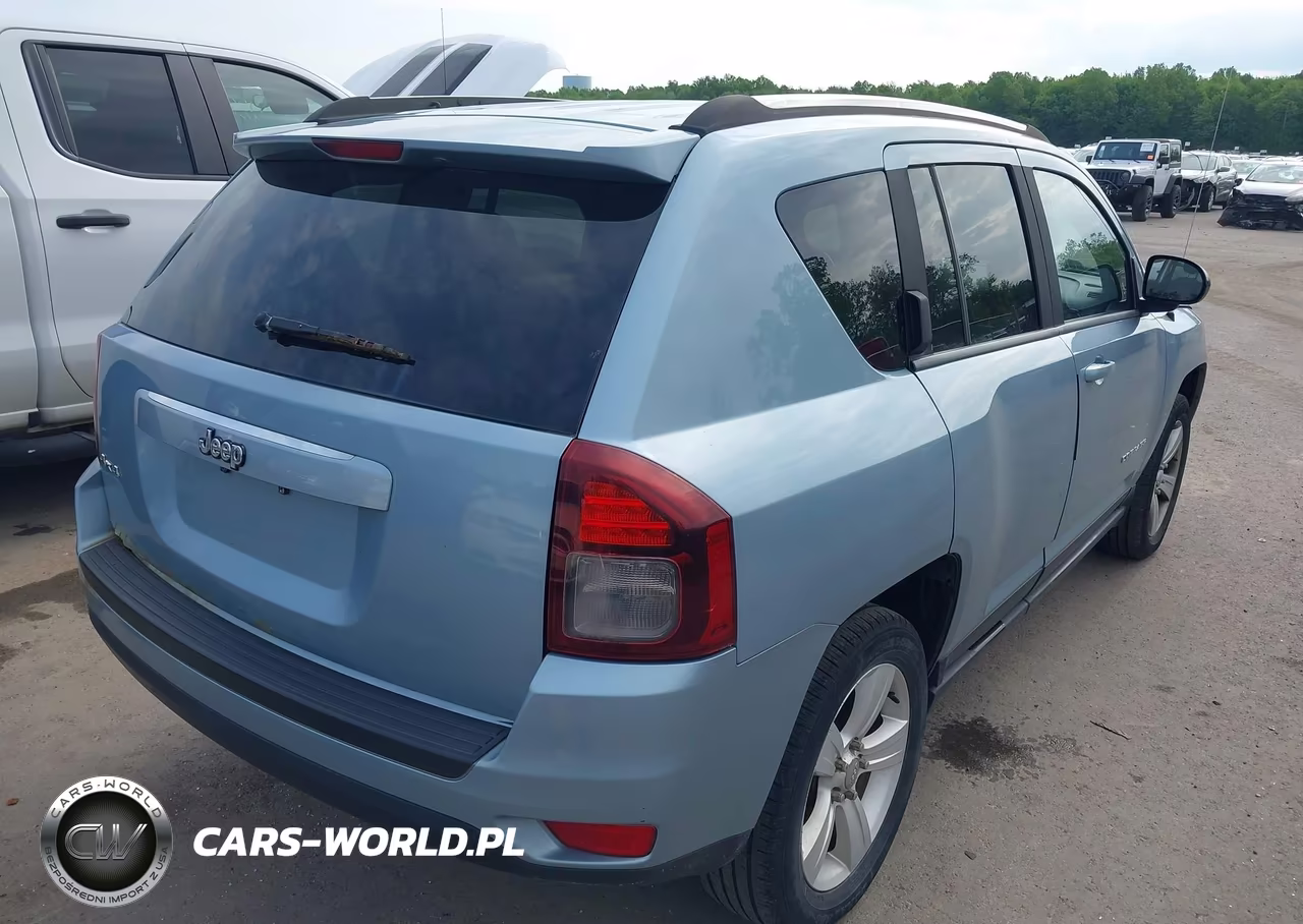 2014 Jeep Compass Sport VIN:1C4NJDBB4ED518587 - 4