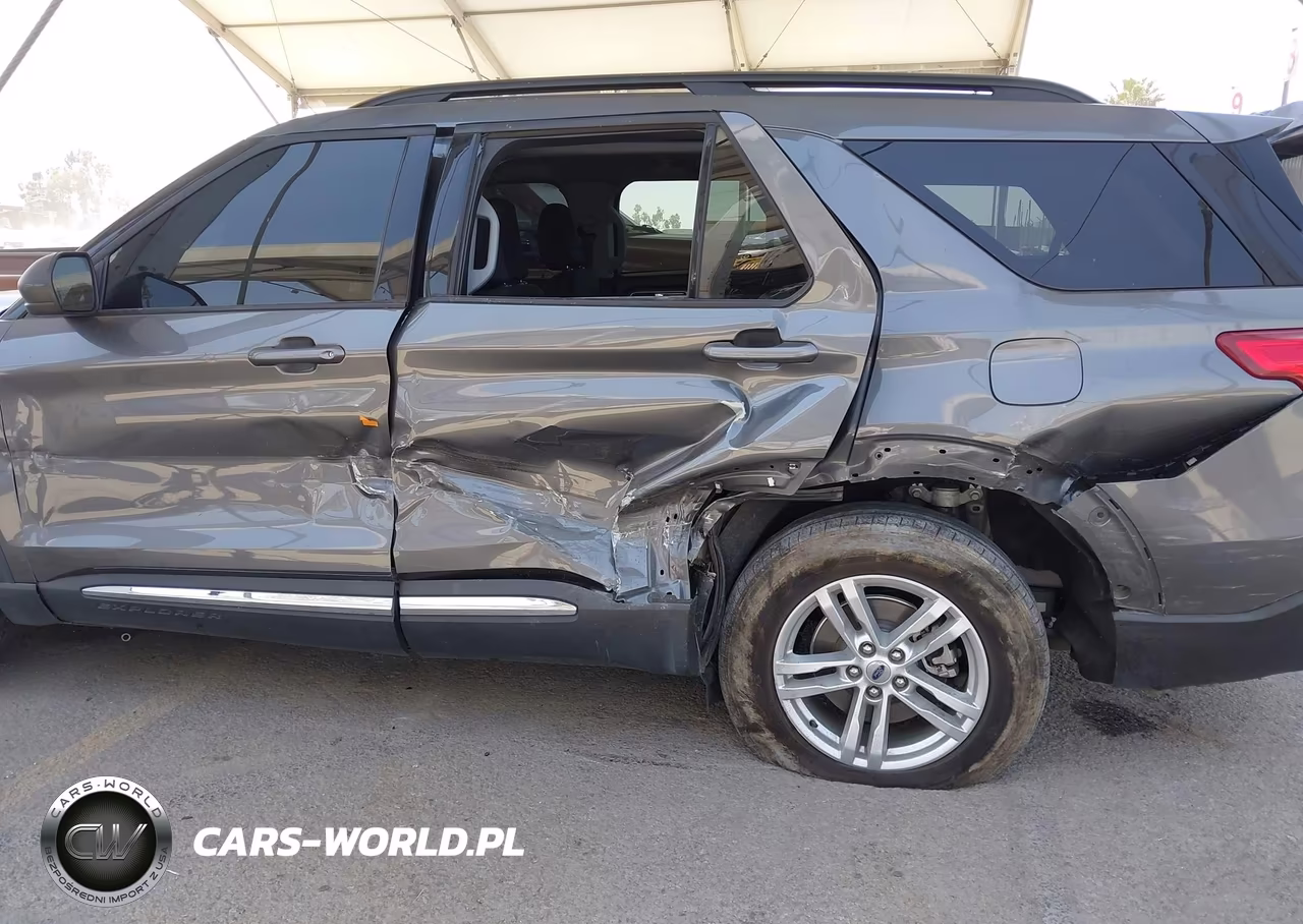 2022 Ford Explorer Xlt VIN:1FMSK7DH5NGB56492 - 14