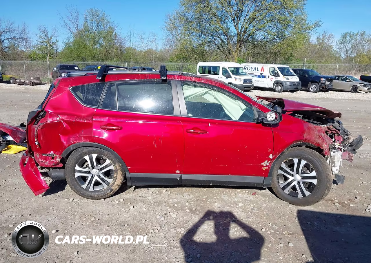 2017 Toyota Rav4 Le VIN:JTMBFREV5HJ145993 - 14