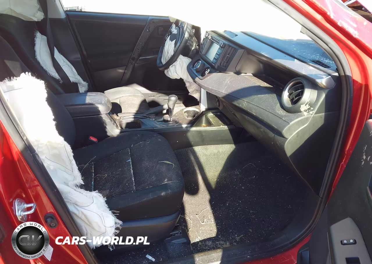 2017 Toyota Rav4 Le VIN:JTMBFREV5HJ145993 - 5