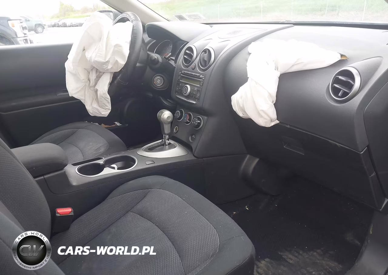 2013 Nissan Rogue S VIN:JN8AS5MV7DW627643 - 5