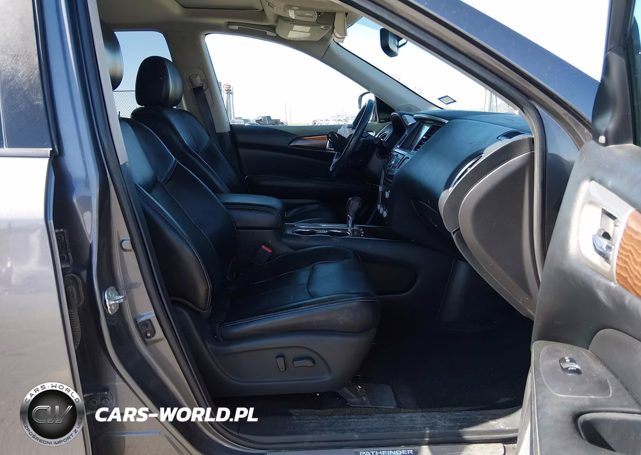 2017 Nissan Pathfinder Platinum VIN:5N1DR2MN8HC677280 - 5