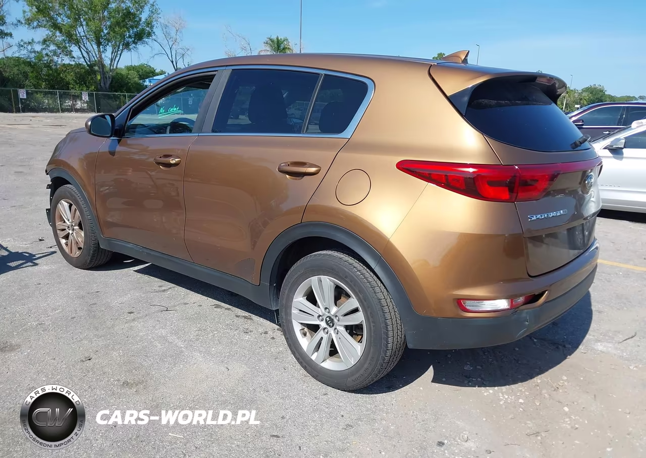 2018 Kia Sportage Lx VIN:KNDPM3AC9J7305289 - 3
