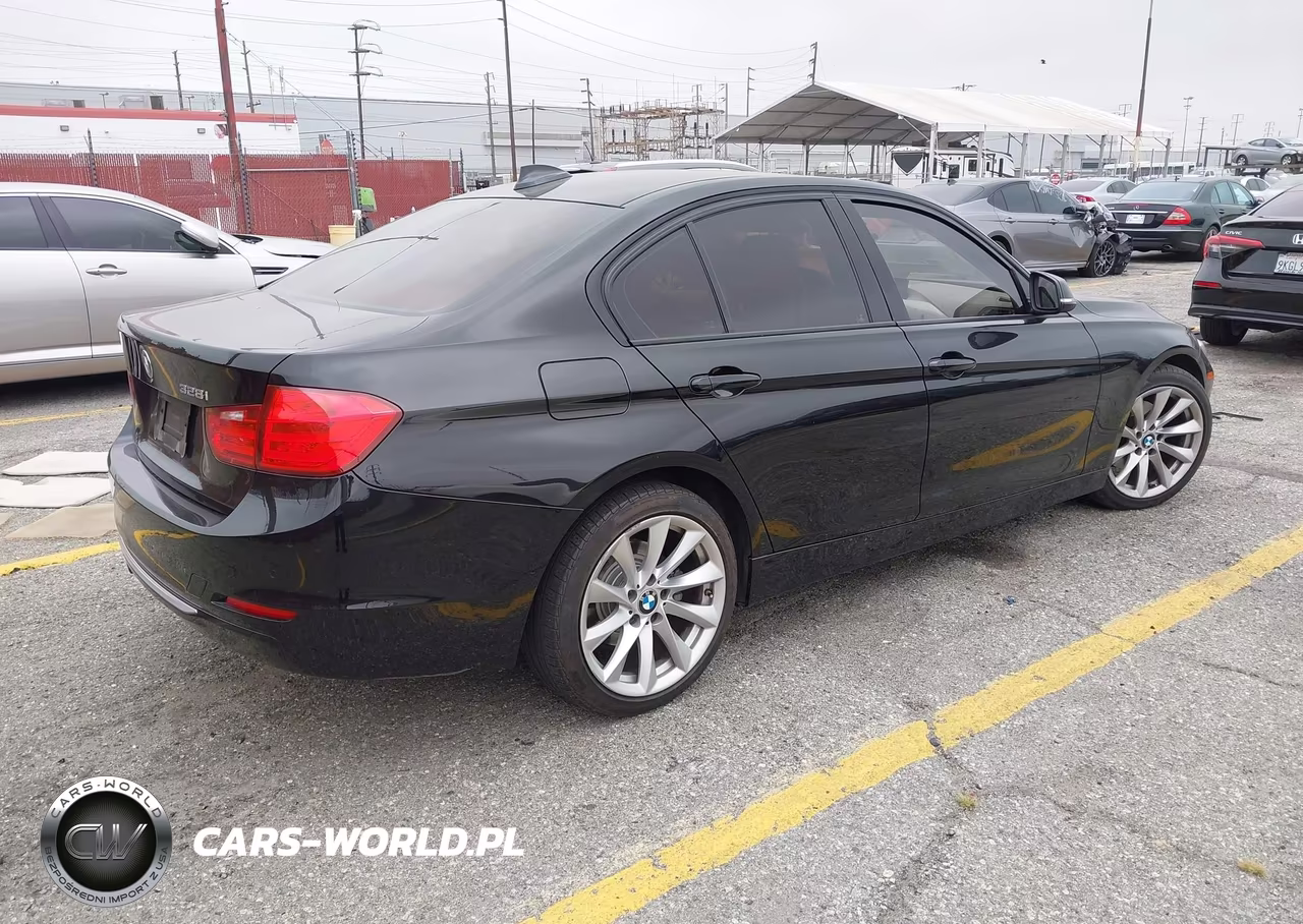 2012 BMW 328I VIN:WBA3C1C52CF431522 - 4