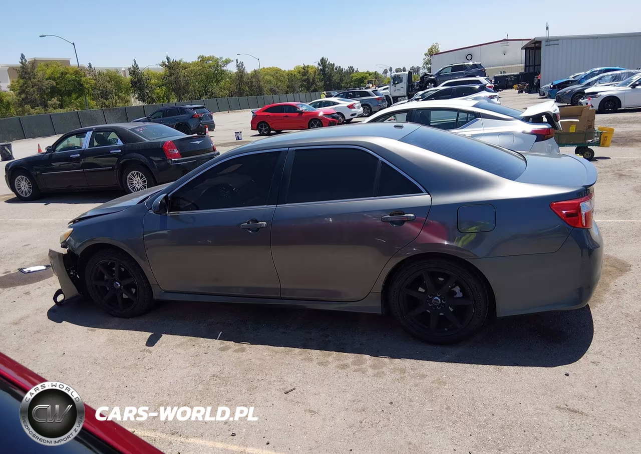 2013 Toyota Camry Se V6 VIN:4T1BK1FK8DU022890 - 14